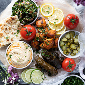 Shish Tawook Platter(hummus, tabouleh, yalanji, pickles & bread)
